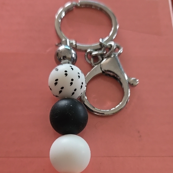 Colorful Beaded Keychain - Picture 2 of 3